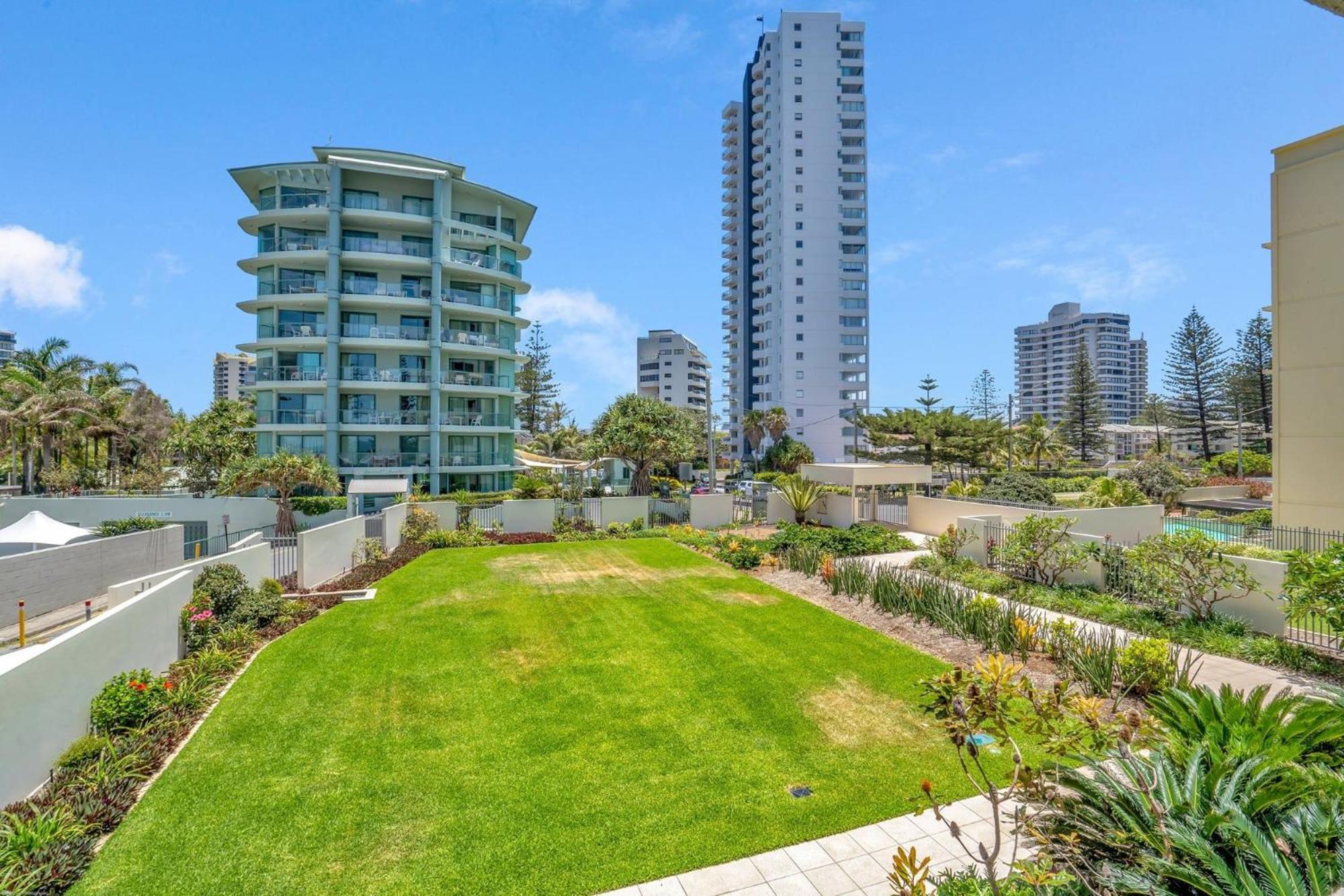 Dorchester On The Beach Gold Coast Exterior foto